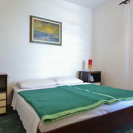 Anica Ckv06113 Dya Apartment Novi Vinodolski